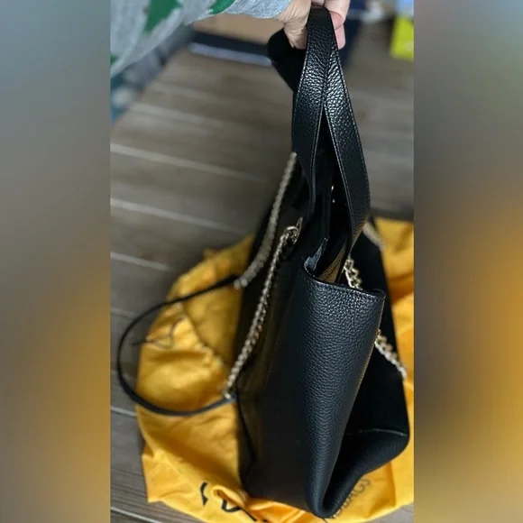 🎸💯AUTH. VALENTINO BY MARIO VALENTINO 🎸🔥NWT🔥Sophie Medallion Leather Tote Bag